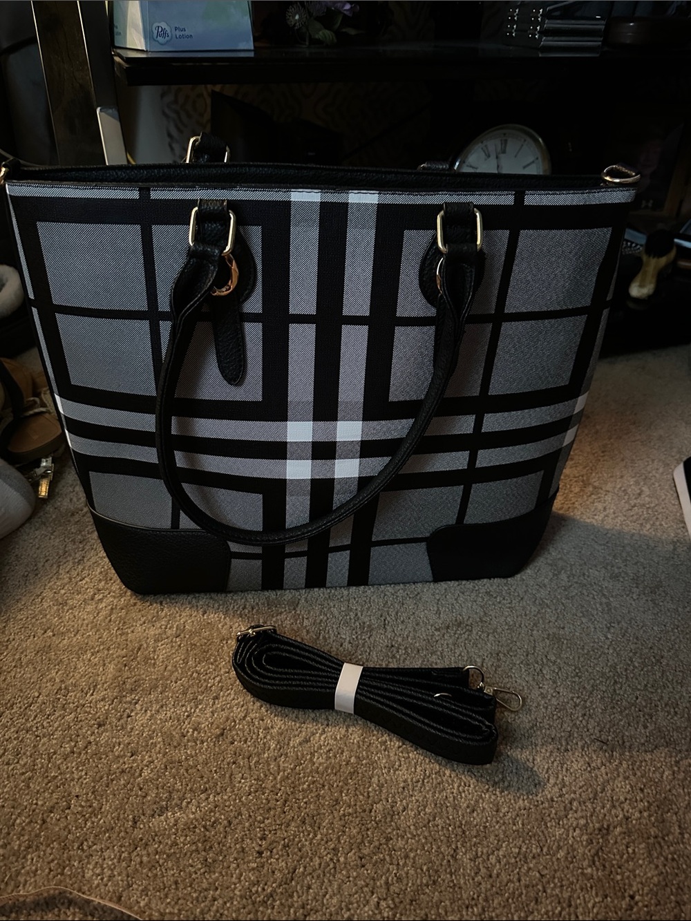 Large tote with cross body strap